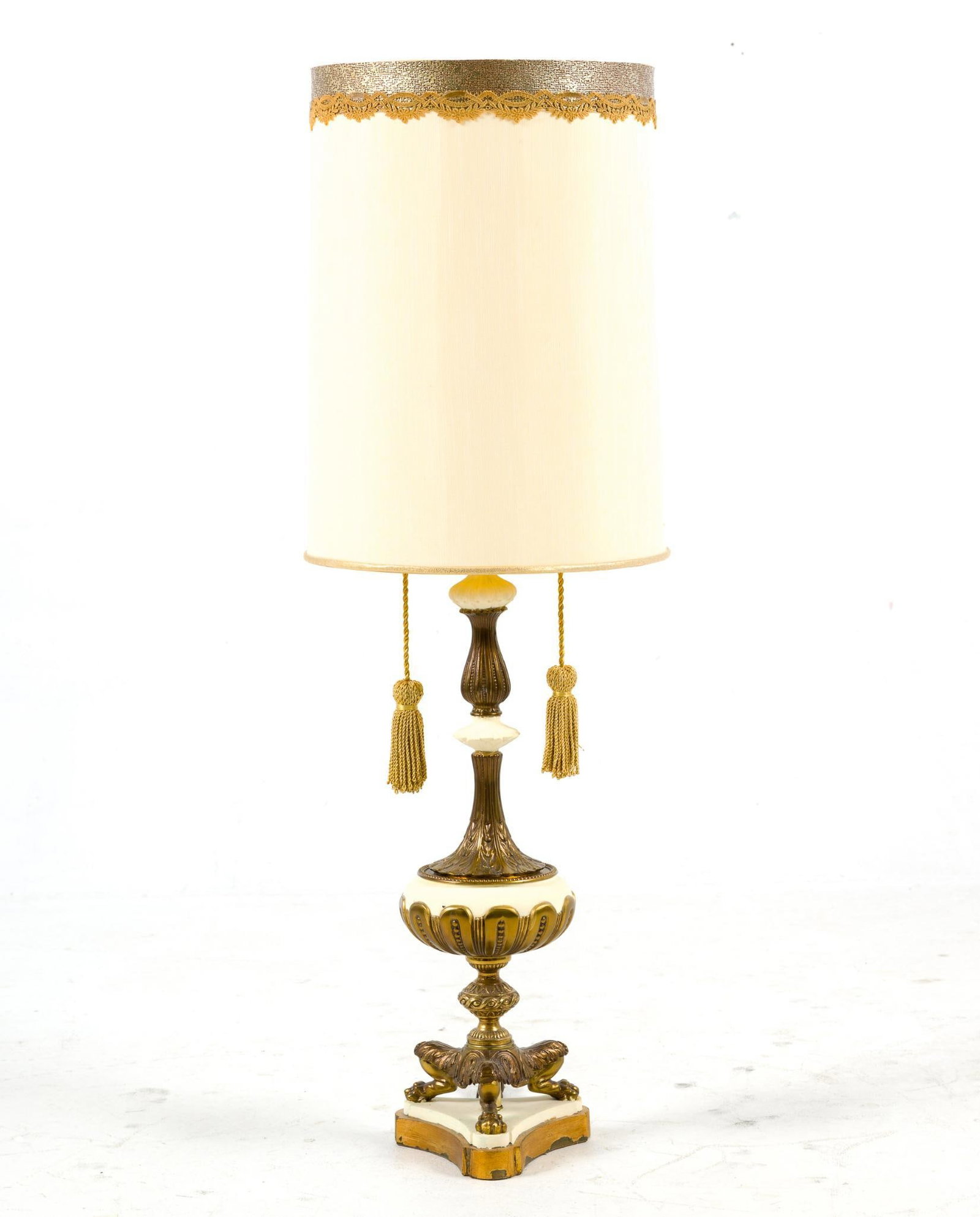 Neoclassical Style Lamp: Rembrandt style lamp, Neoclassical design. In good condition. Measures ~42" tall. 