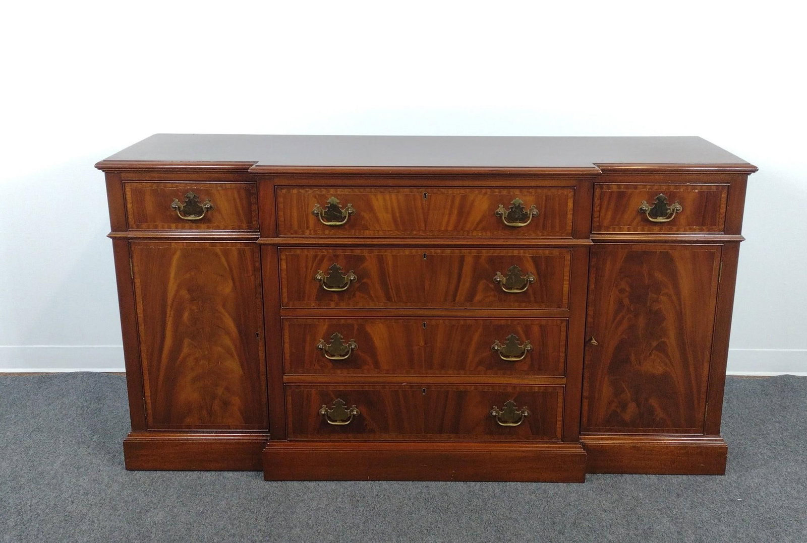 Norris Reproduction Breakfront Sideboard (1 of 7)