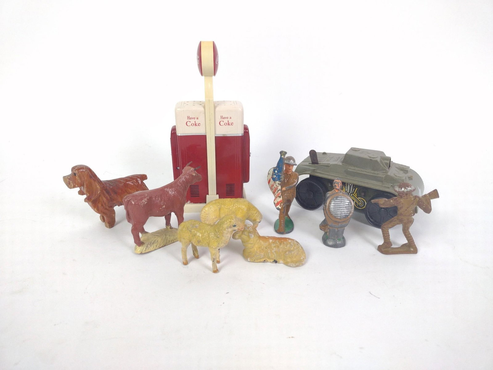 10 Vintage Cast Lead Toys and Coca-Cola Dispenser Model (1 of 7)