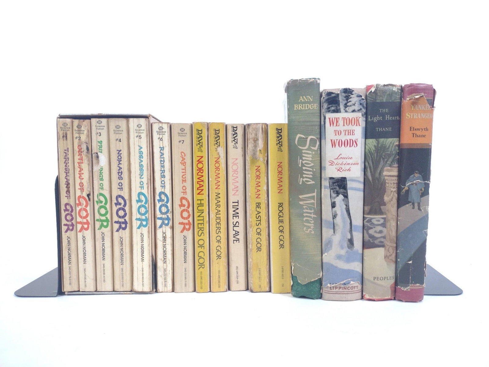 16 Vintage Books incl. GOR (1 of 5)