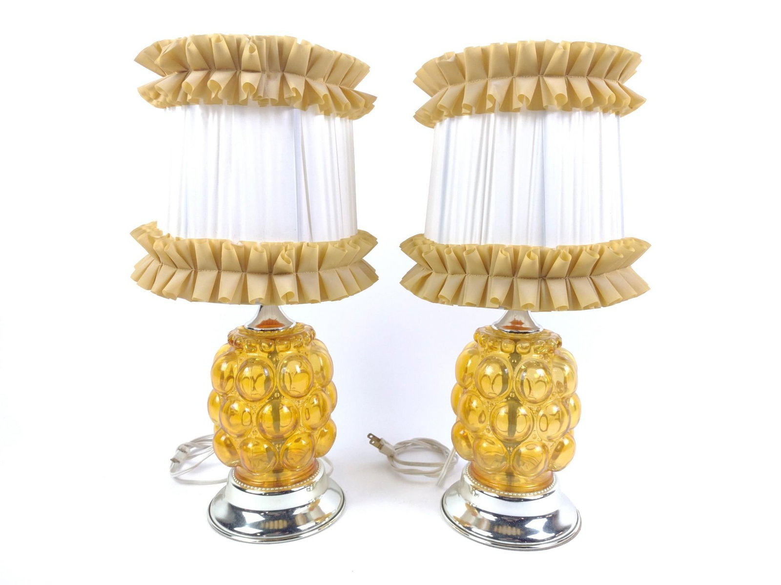 Pair of Mid-Century Modern Amber Bubble Lamps: Two acrylic bubble lamps with frill shades. Lamp with shade is 17" tall.