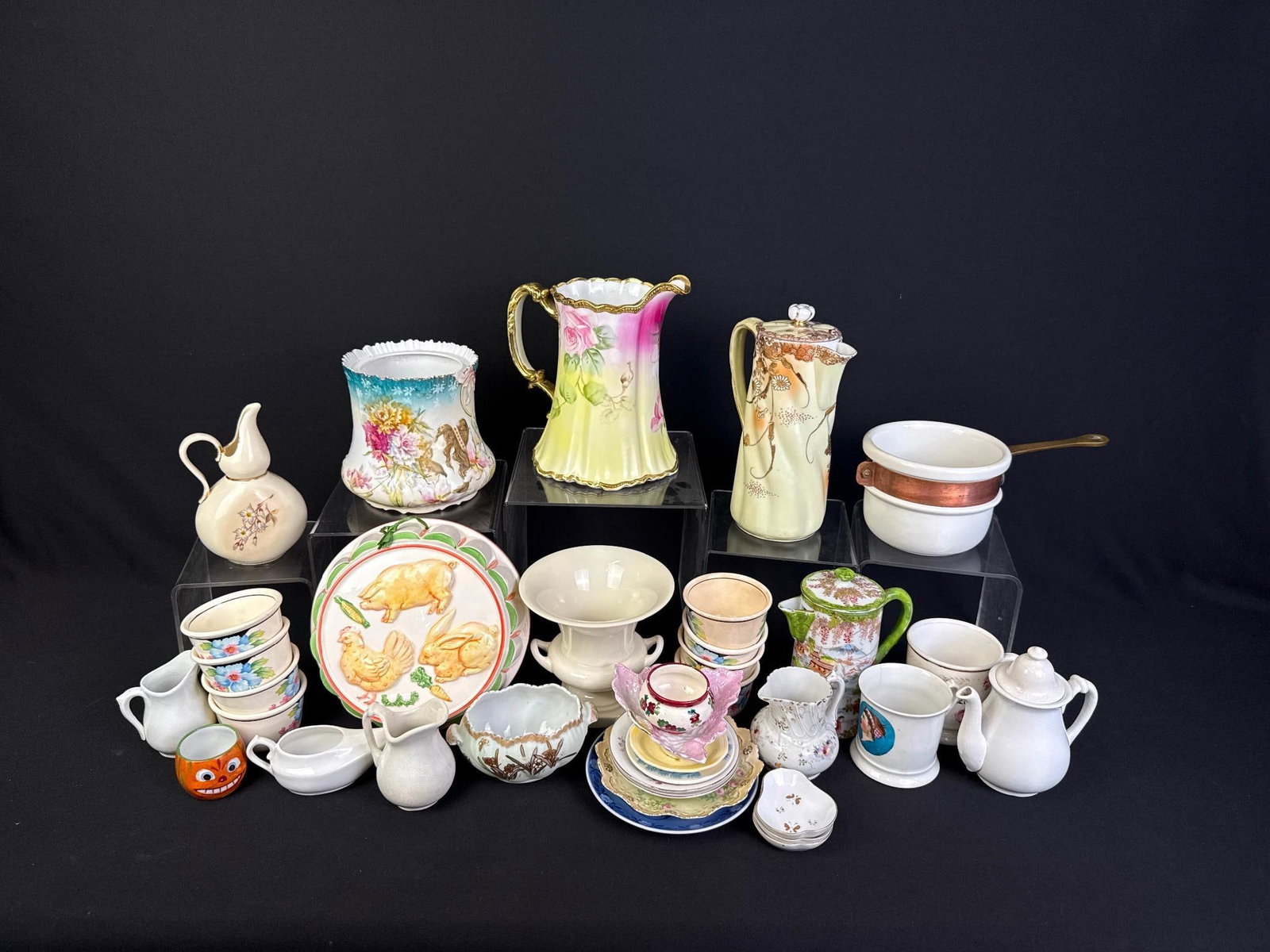 Antique and Vintage Porcelain: Largest piece measures 8" x 6-1/4" x 8" and the smallest piece measures 2" x 2" x 1-3/4". Includes Haviland, Lenox, Hotoven and more. 