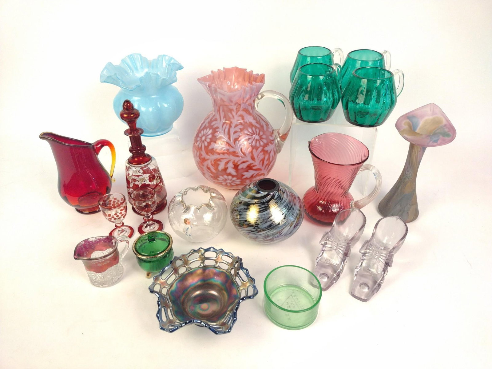 Carnival & Hand Blown Art Glass: Largest piece measures 8" x 6-1/2" x 9" and the smallest piece measures 1-1/2" x 1-1/2" x 3".