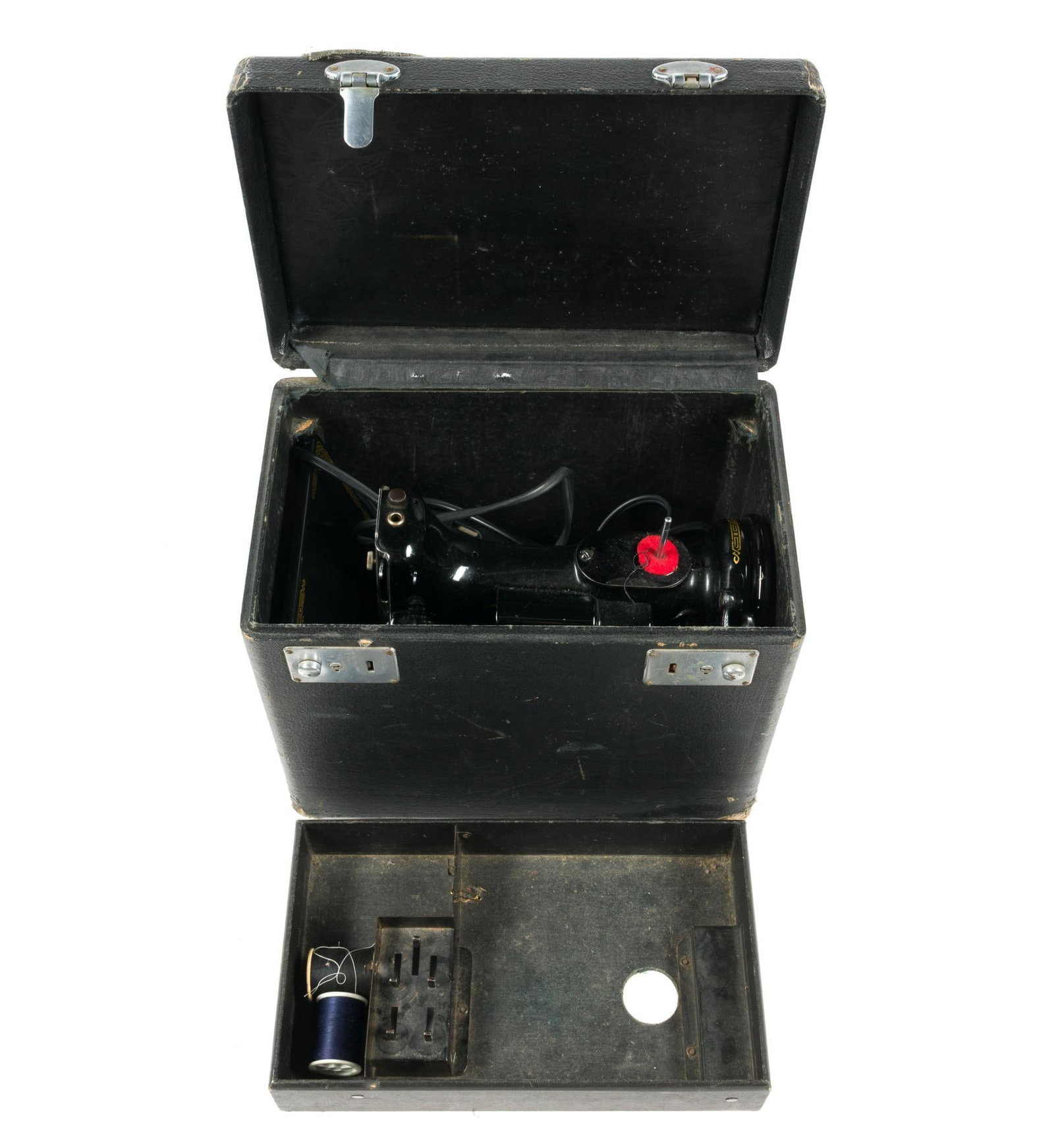 Vintage Singer Featherweight 221 Sewing Machine (1 of 3)