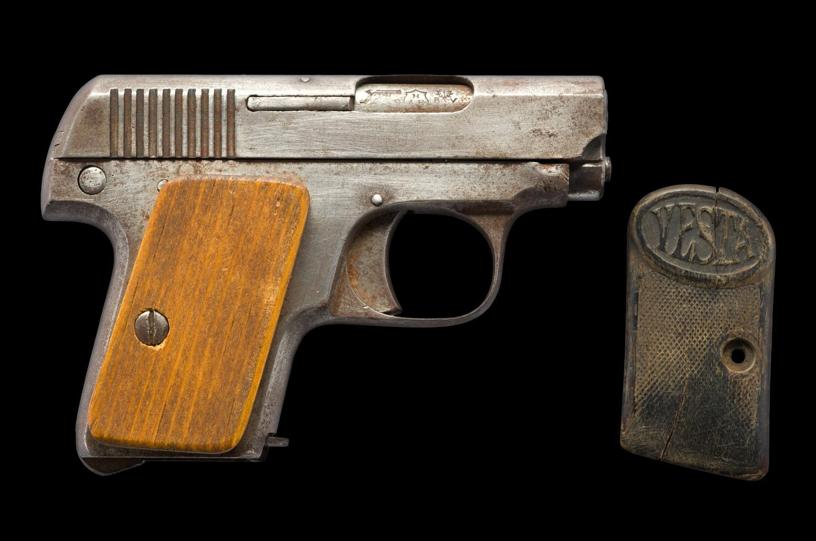Vesta Model 635 Pocket Pistol, Cal. .25ACP (1 of 3)
