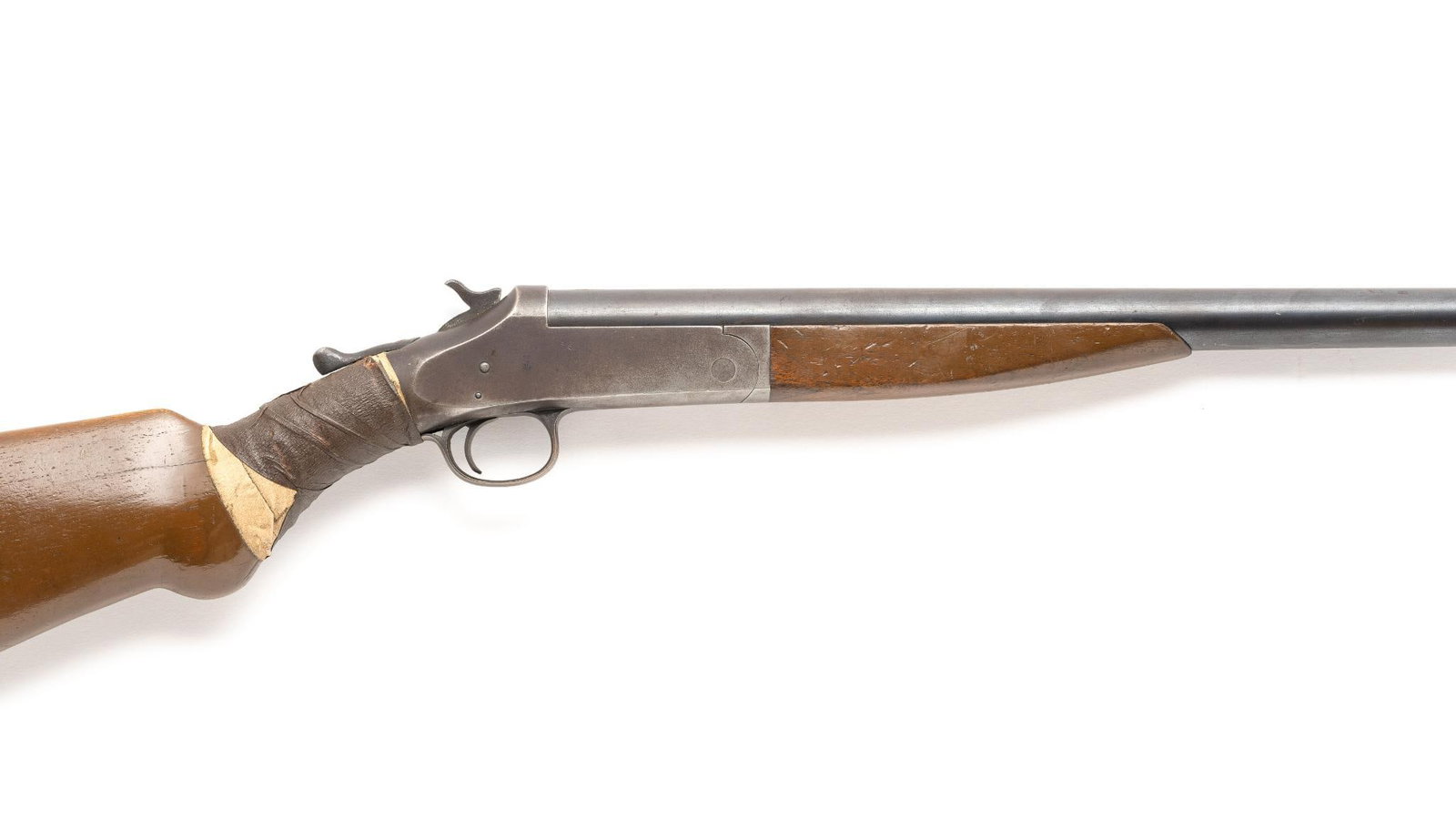 H&R Single Shot Shotgun, Cal. 12 Ga (1 of 9)