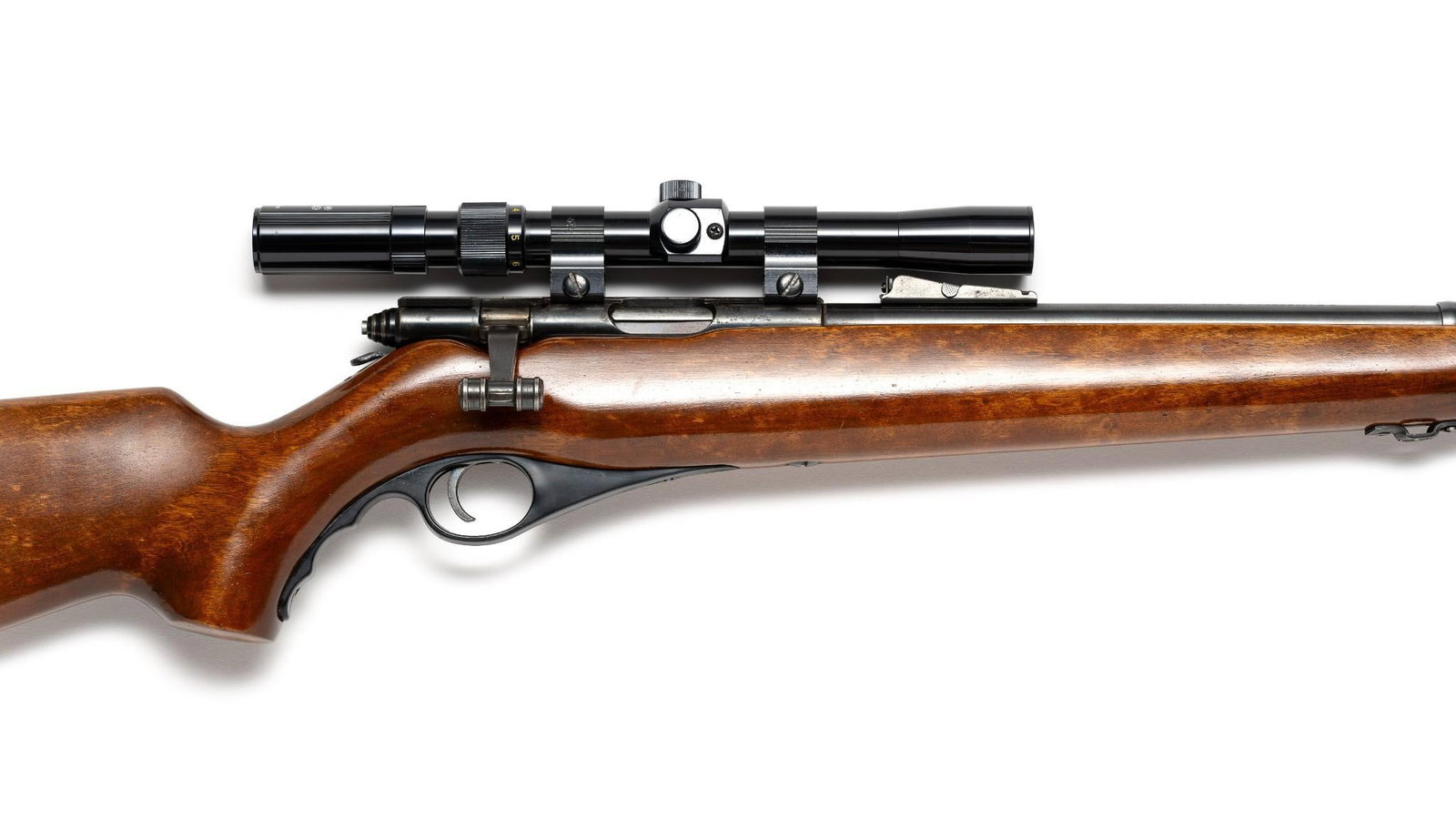 Mossberg Model 146B Bolt Action Rifle, Cal.22 LR (1 of 9)