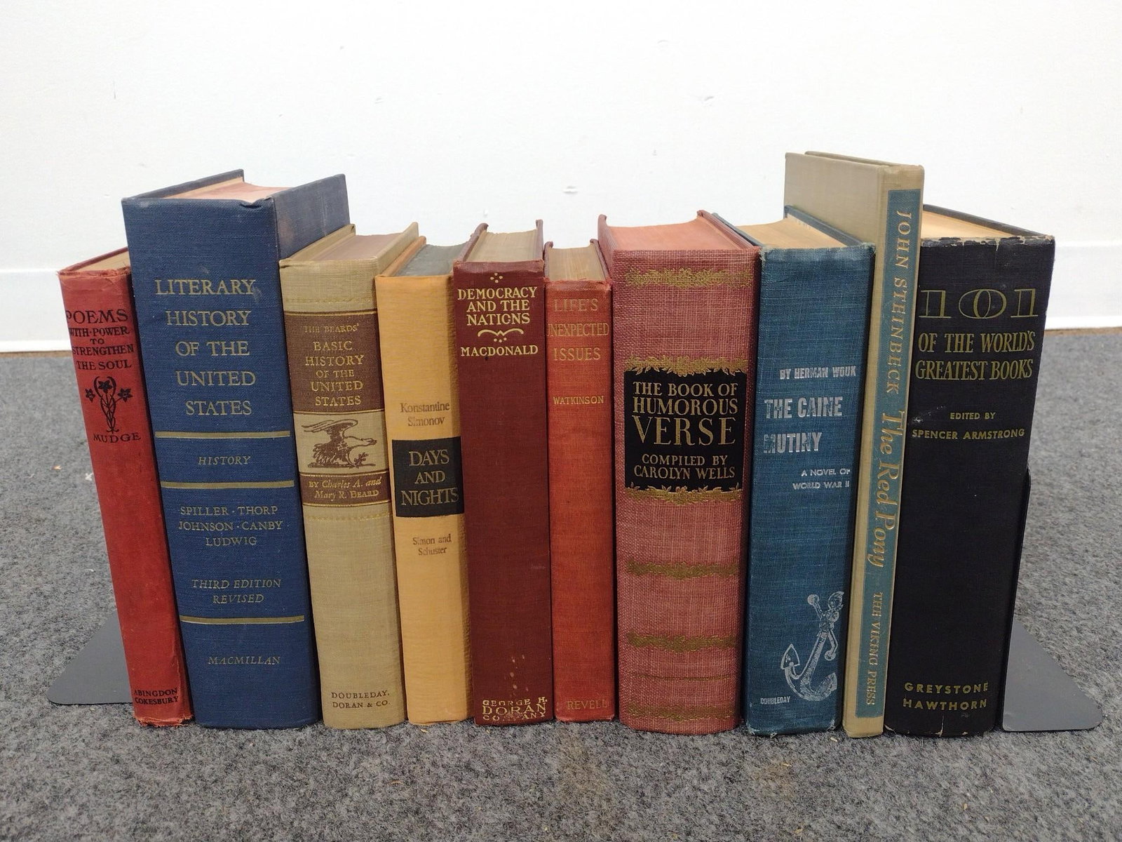 10 Vintage Hardback Books Incl. The Caine Mutiny (1 of 11)