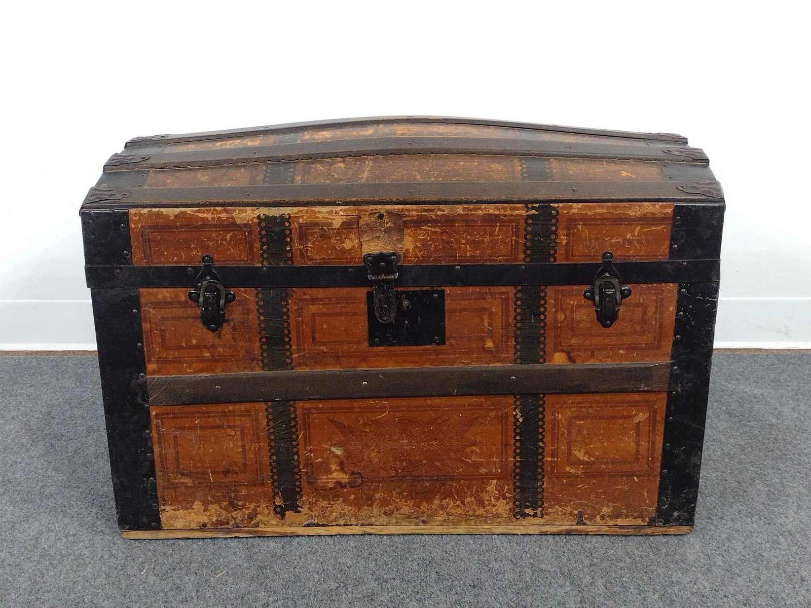 Barrel Top Trunk (1 of 6)