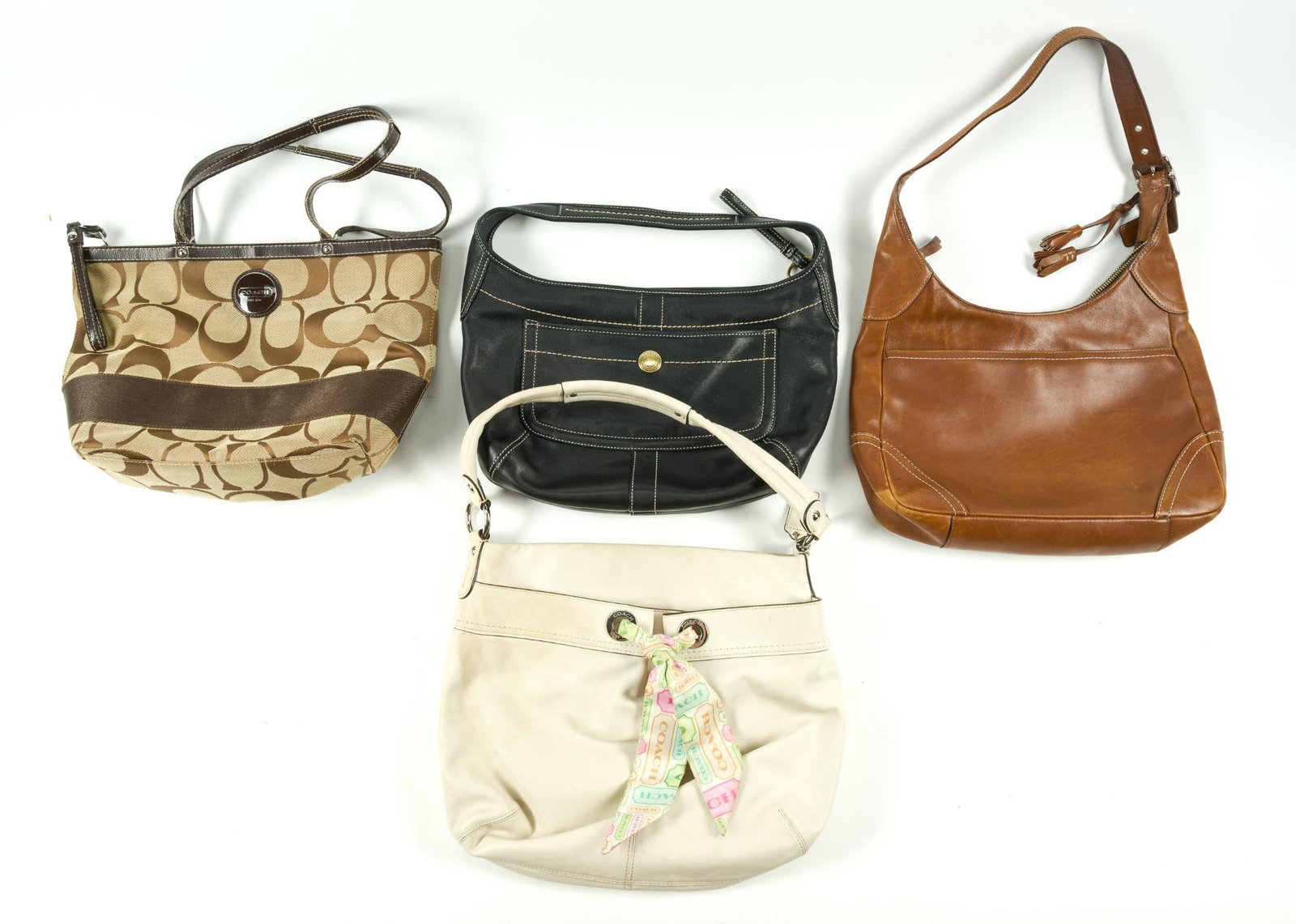 4 Coach Handbags And Shoulder Bags (1 of 13)