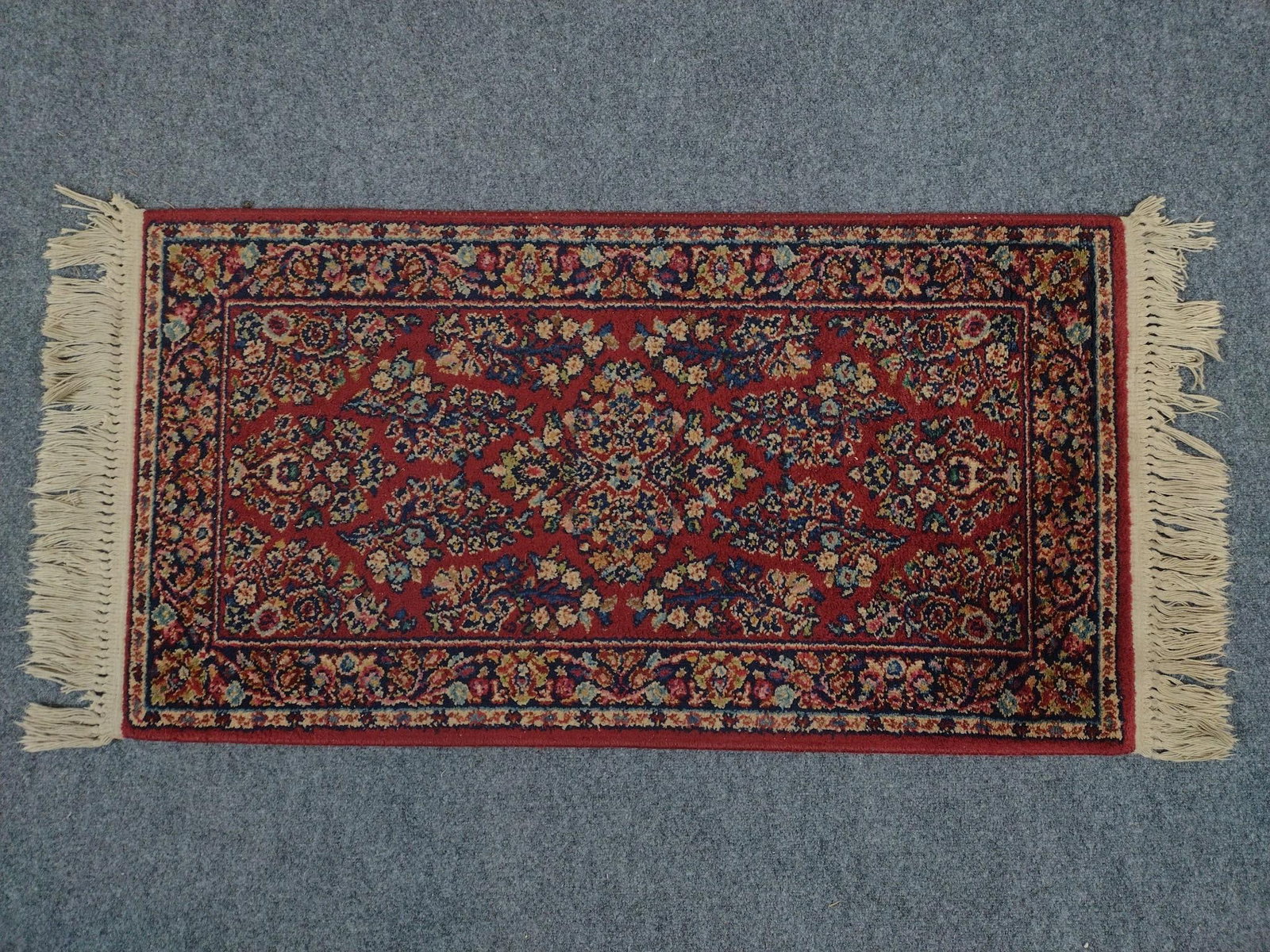 Karastan Red Sarouk Accent Rug (1 of 4)