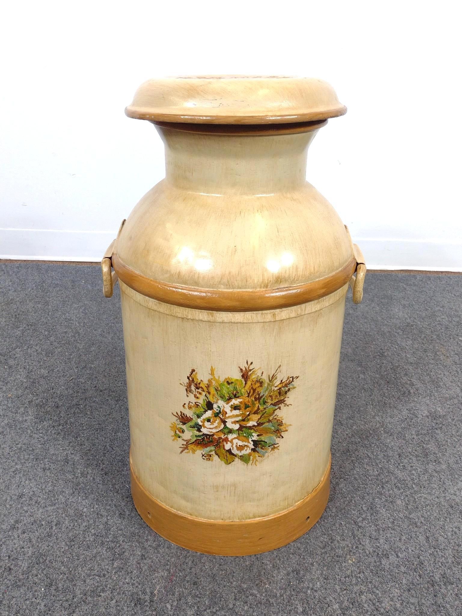 Western Maryland Dairy Painted Milk Can (1 of 4)