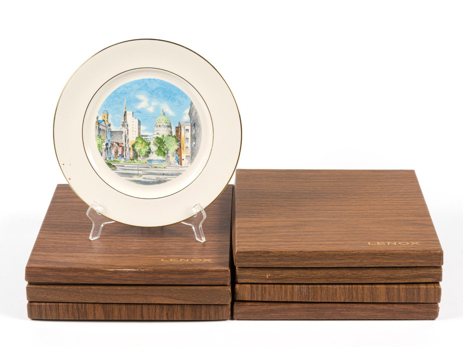 8 Lenox Decorative Plates (1 of 6)