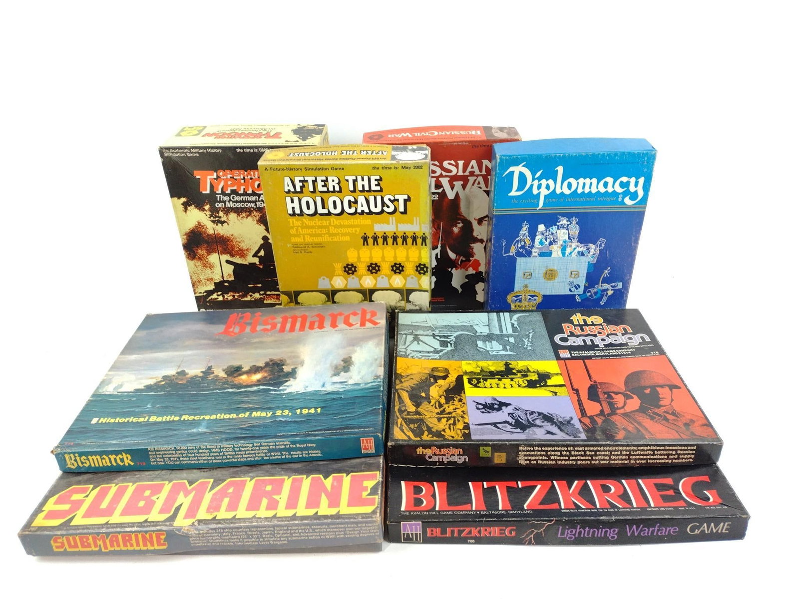 8 Vintage Board Games incl. Submarine (1 of 11)