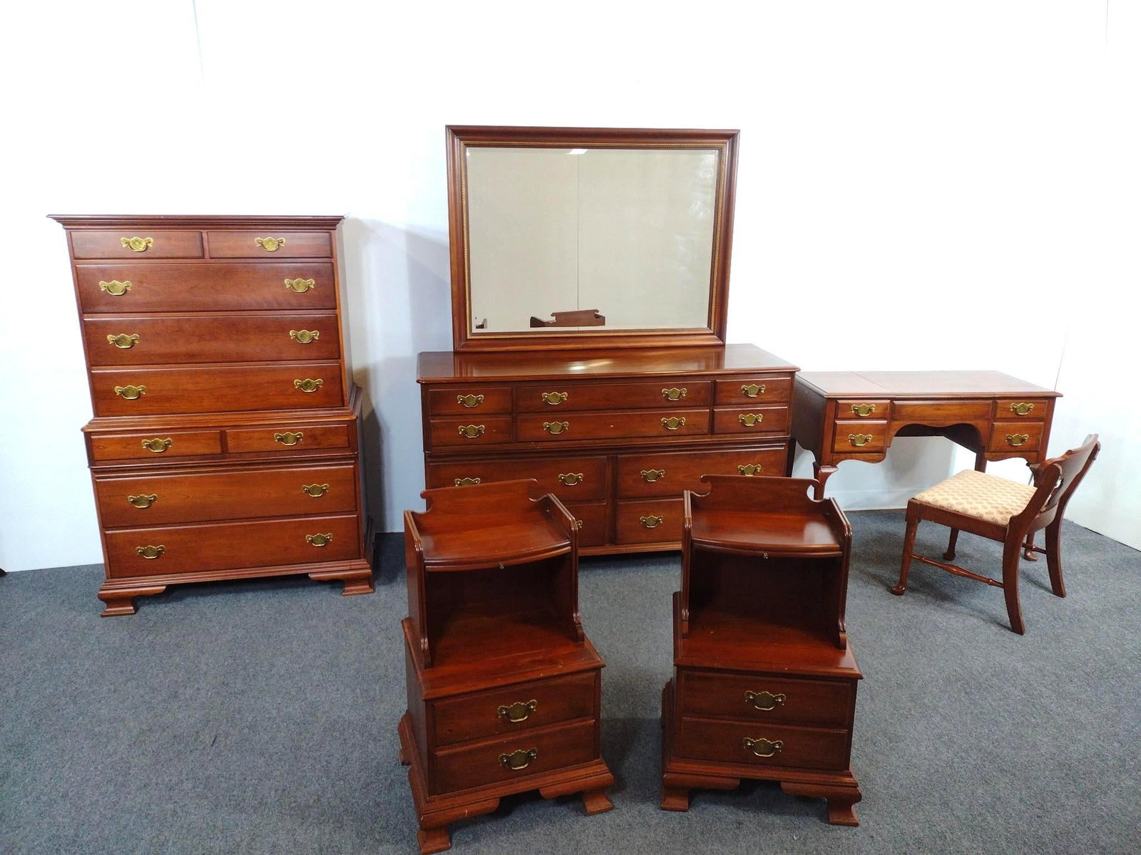 6 Piece Pennsylvania House Bedroom Set (1 of 8)