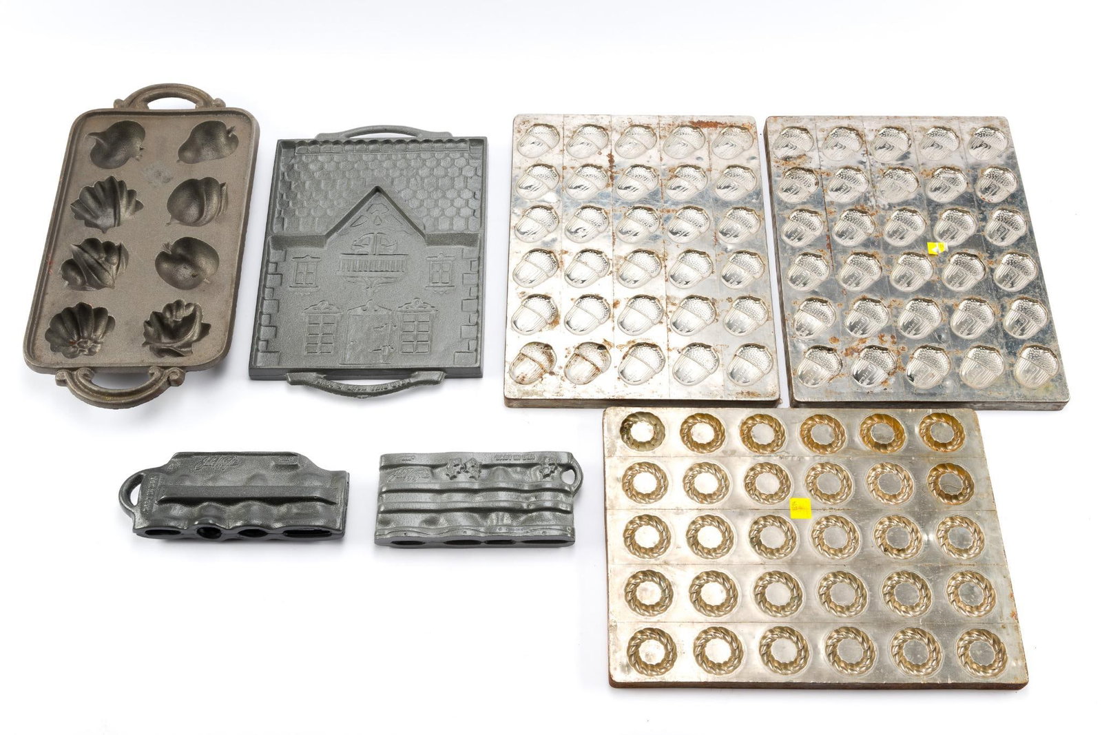 Vintage Baking Molds Incl. John Wright Gingerbread House (1 of 5)