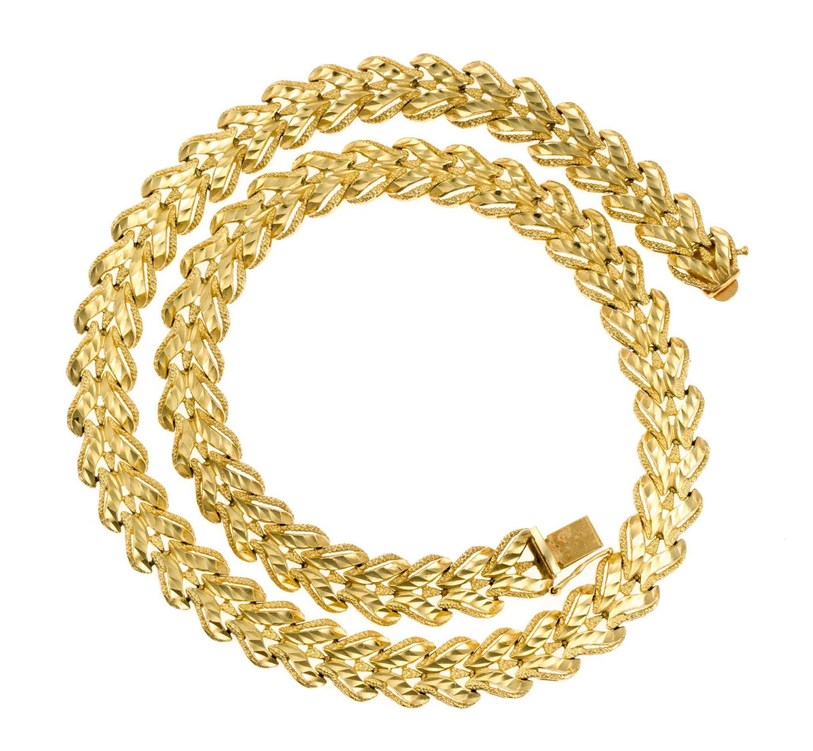 Heavy 14K Gold Necklace: An 18" chain necklace with chevron styled links and a safety clasp at the closure. The necklace has no wear or damage. It weighs 46.8 grams and is marked 14k.