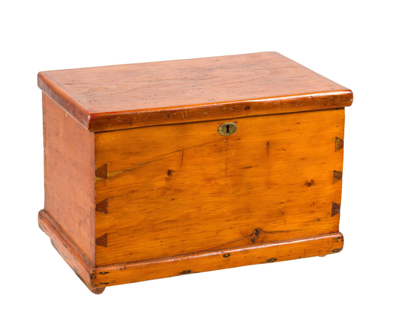 American Pine Storage Chest (1 of 7)