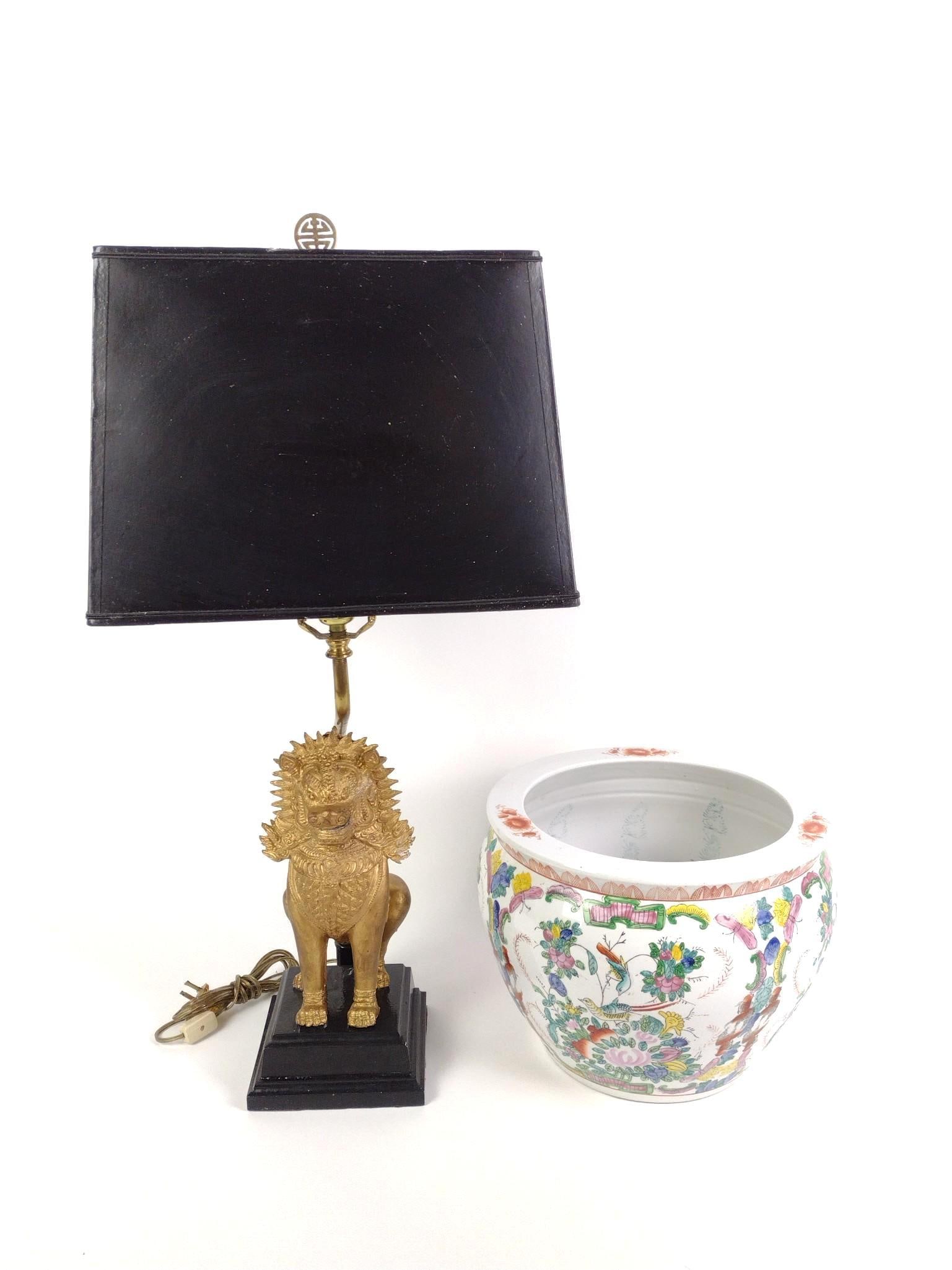 Chinese Fish Bowl & Resin Foo Dog Table Lamp (1 of 7)
