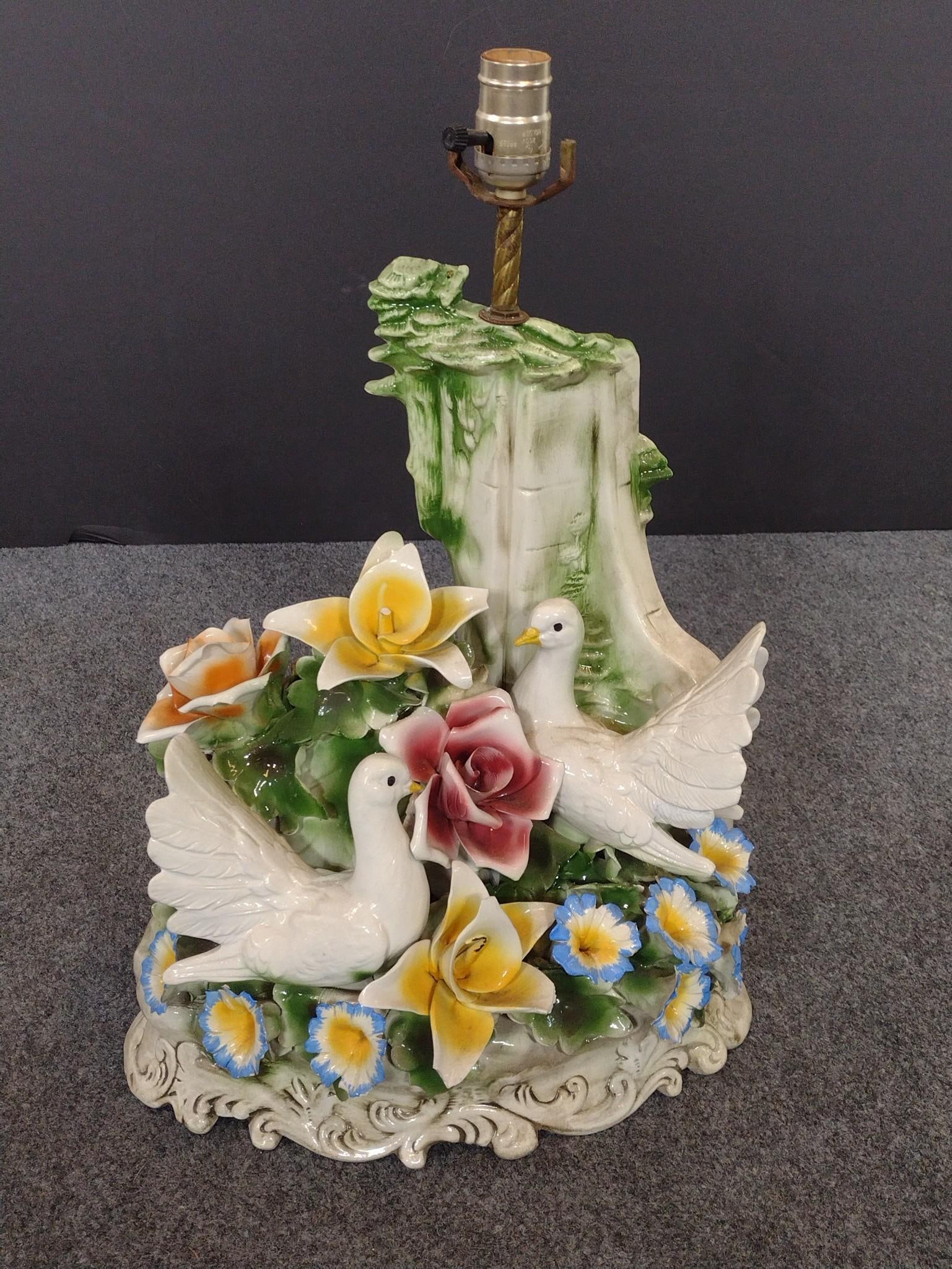 Capodimonte Style Figural Dove and Floral Table Lamp (1 of 3)