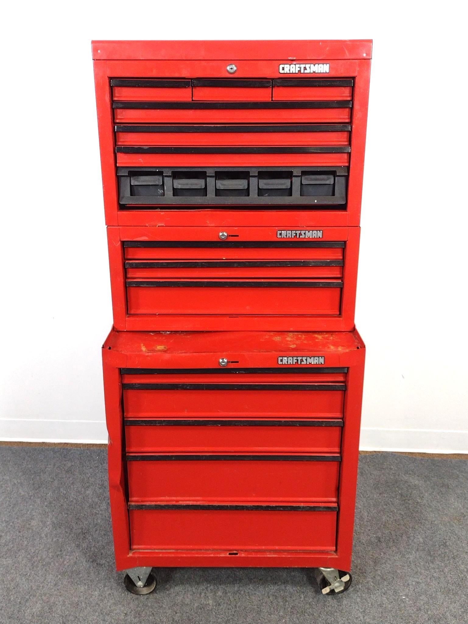 Craftsman Industrial Rolling Tool Cabinet (1 of 5)