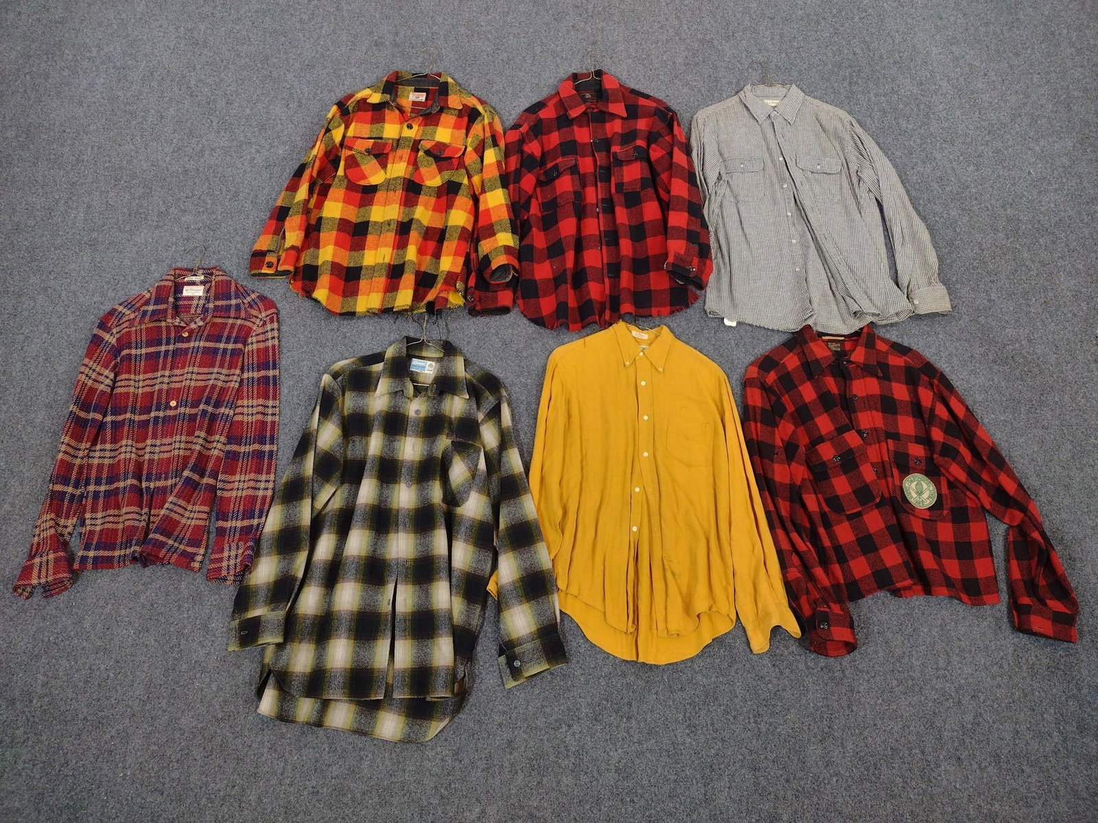 7 Vintage Button-Up Men's Shirts (1 of 8)