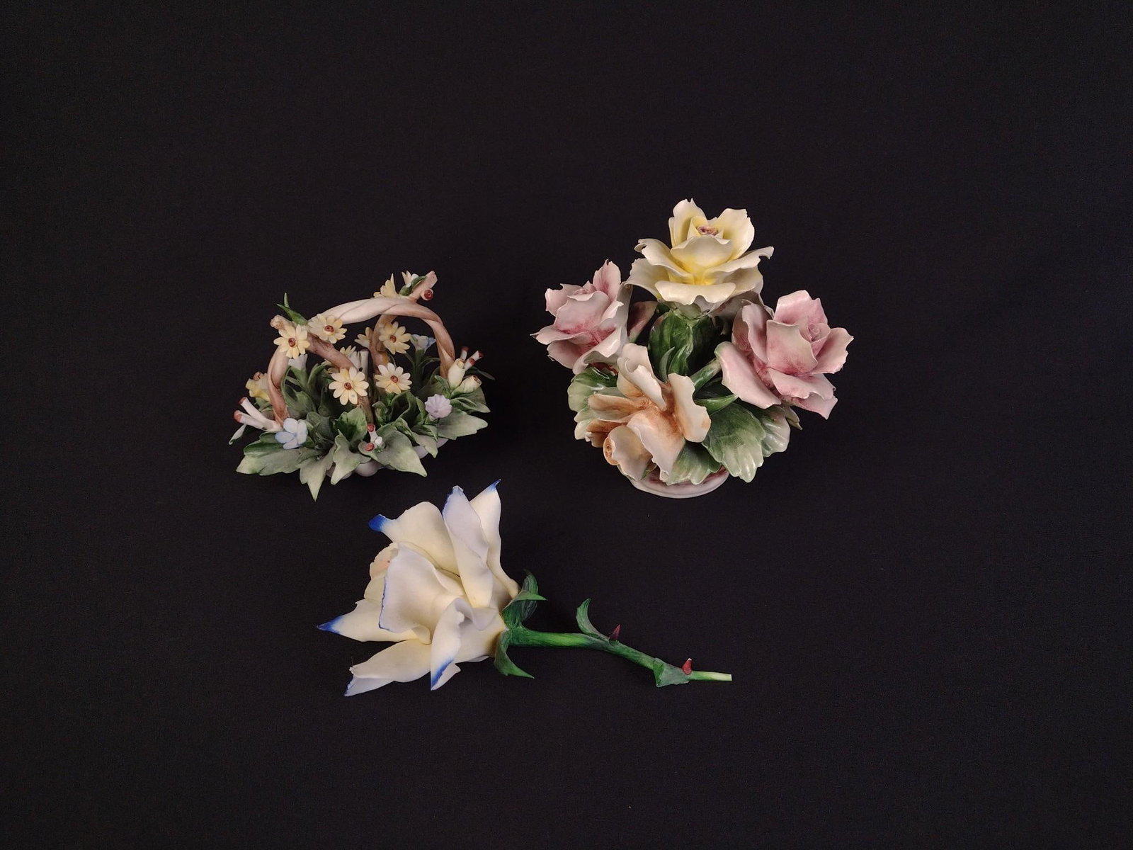 3 Capodimonte Flowers (1 of 5)