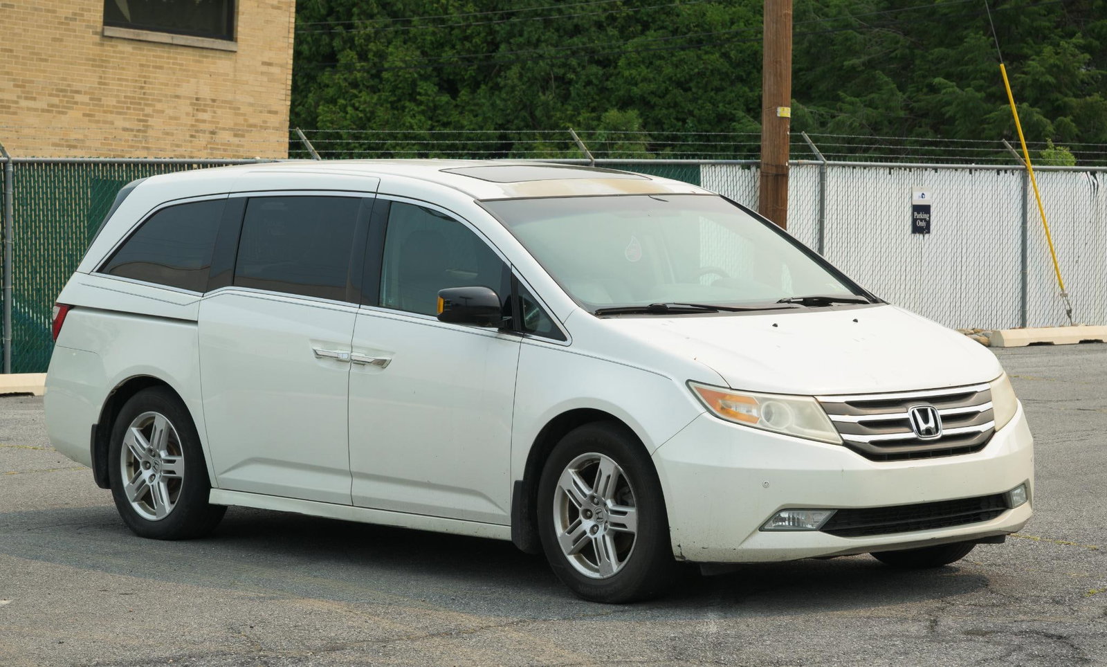 2012 Honda Odyssey Mini Van - 7