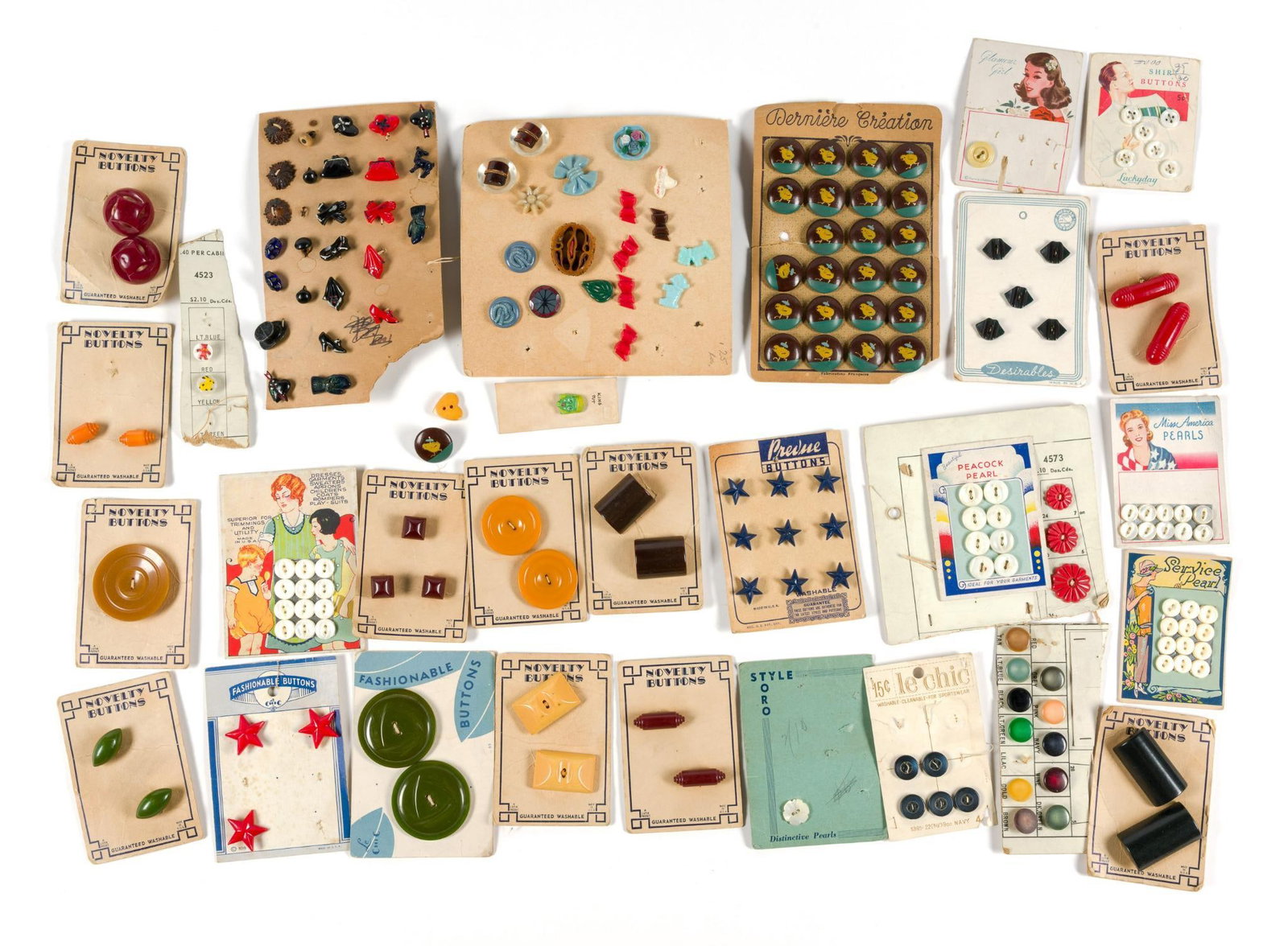 Antique Buttons incl. Bakelite (1 of 5)