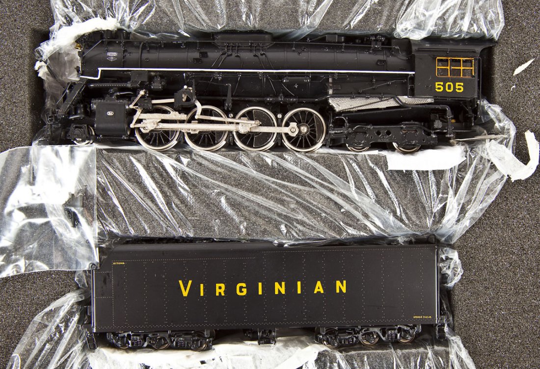 Precision Scale VA #505 Brass Locomotive & Tender: DESCRIPTION: Precision Scale Company VA #505 painted brass locomotive and tender. HO scale. CONDITION: Appears lightly used in original box.