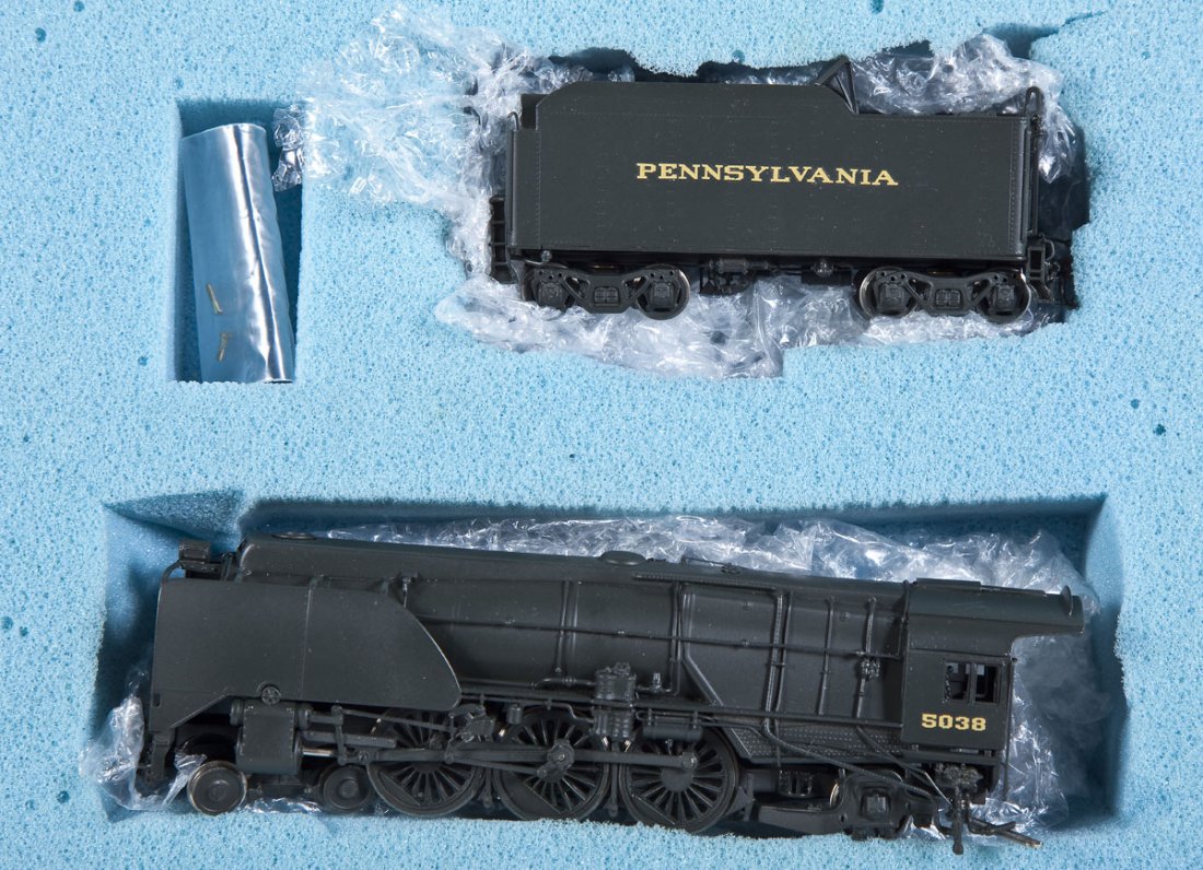 NJ Custom PRR K-4s #5038 Brass Loco & Tender: DESCRIPTION: NJ Custom Brass PRR K-4s #5038 painted brass locomotive and tender. CONDITION: Appears slightly if at all used in original box.