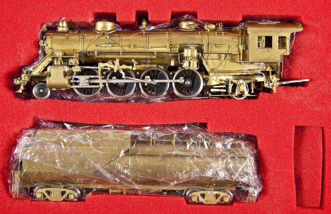 Westside/Samhongsa B&O Q-4D Brass Loco & Tender: DESCRIPTION: Westside Model Company B&O Q-4D Mikado brass locomotive and tender made by Samhongsa. CONDITION: Appears lightly used in original box.
