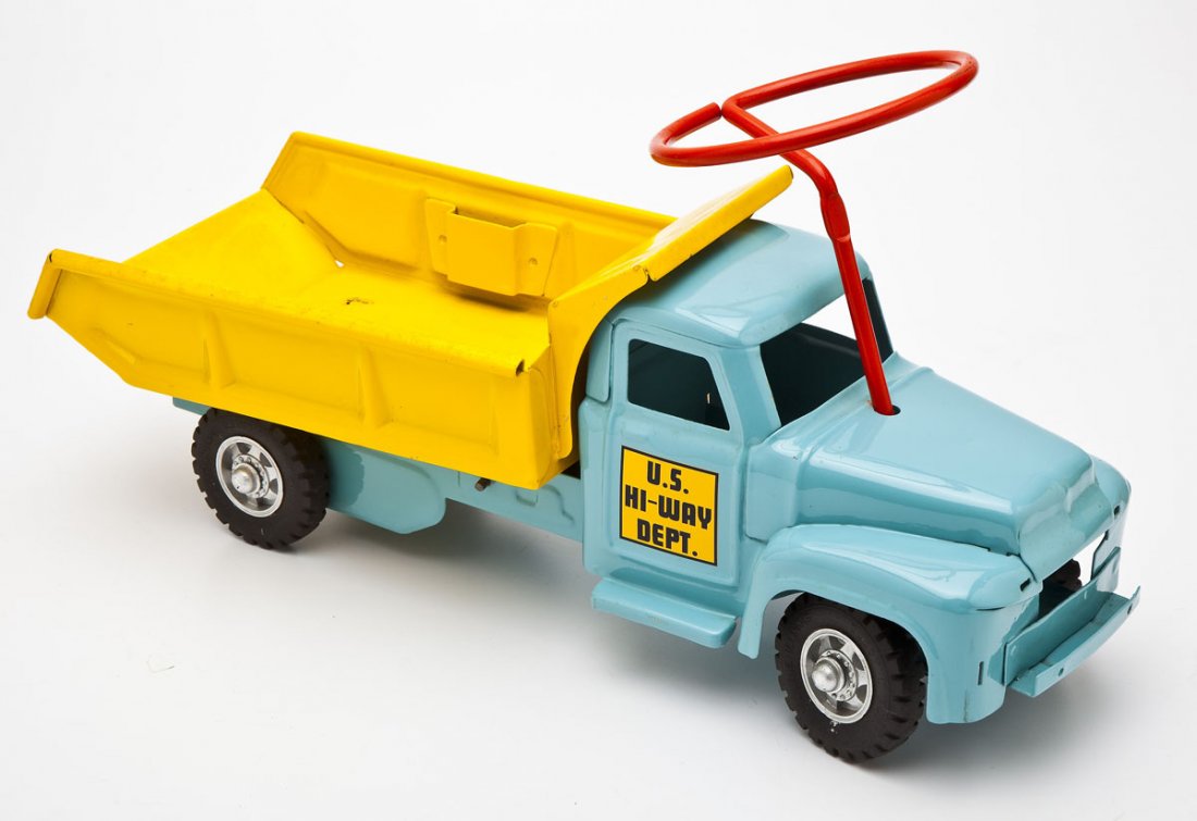 Buddy L US Hi-Way Dept. Riding Dump Truck: DESCRIPTION: Buddy L US Hi-Way Dept Riding dump truck. MEASUREMENTS: 21". CONDITION: Restored. Missing seat. Dump not attached.