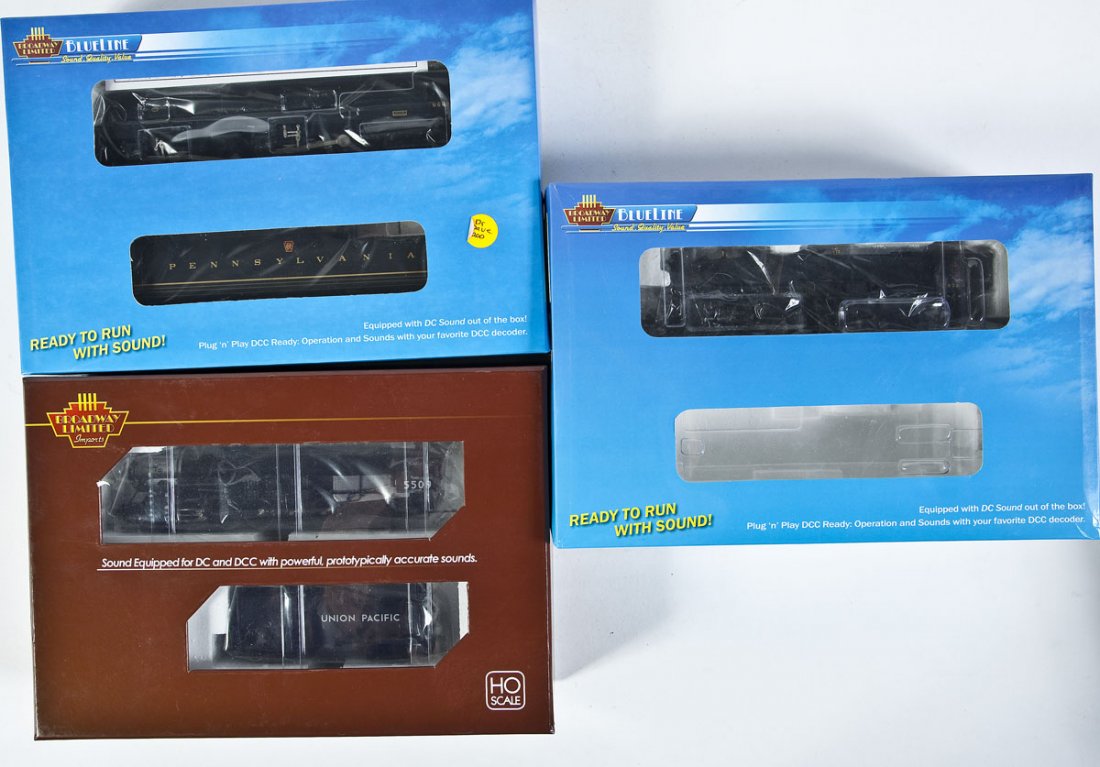 3 Broadway Limited Locomotives incl PRR & UP: DESCRIPTION: Three Broadway Limited locomotive and tenders. Including: PRR #6794 (Missing tender), PRR #5502, and UP #5509. CONDITION: See Description. Appear unused in original boxes.