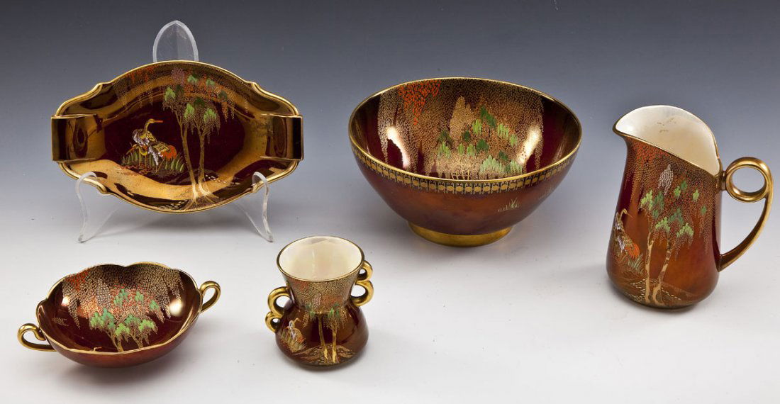 5 Pcs Carlton Ware Rouge Royale China with Cranes: DESCRIPTION: Five pieces of Carlton Ware china. Rouge Royale pattern with cranes. Includes: one 8-1/4" diameter x 3-7/8" bowl, one 5" diameter x 1-5/8" dual handled dish, one 8-3/4" x 5-1/2" tray, one