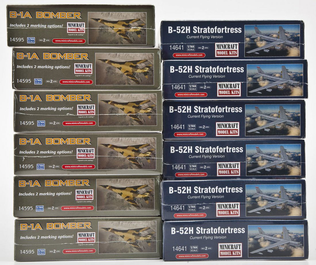12 Minicraft Model Airplane Kits NIB (1 of 3)