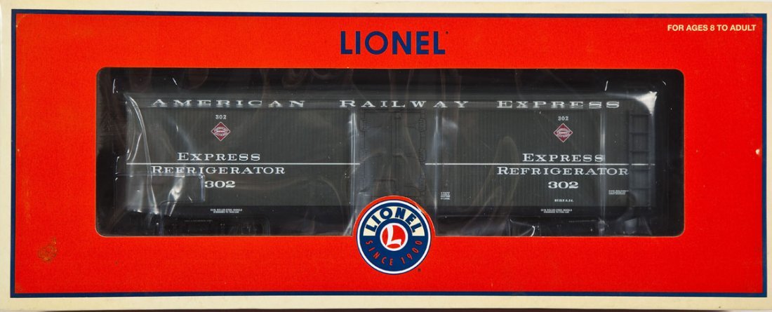 Lionel American Railway Express #6-17377: DESCRIPTION: Lionel O Gauge American Railway Express #6-17377. CONDITION: Appears unused in the original box.