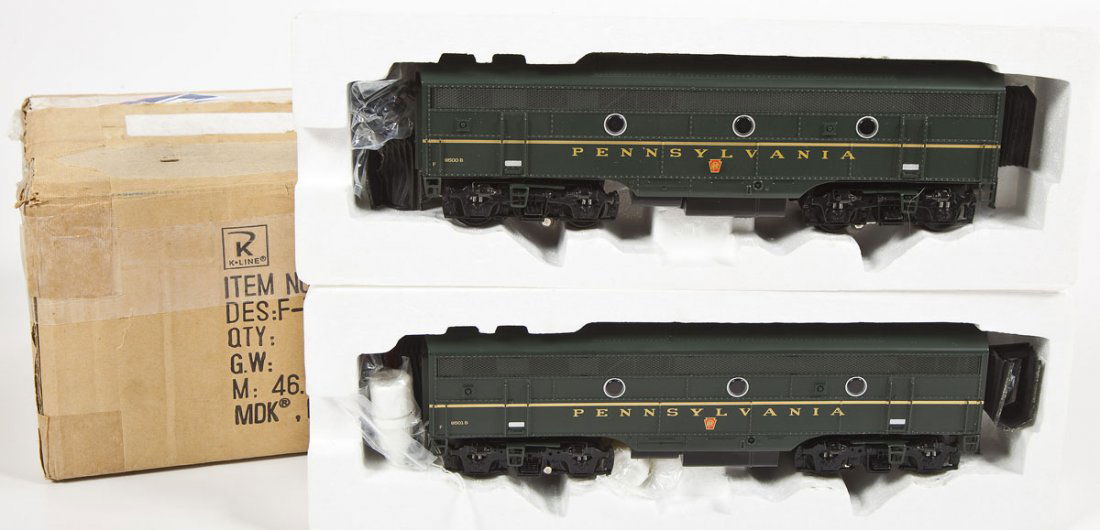 2 K-Line PRR F-7 B Unit Diesel Locomotives (1 of 2)