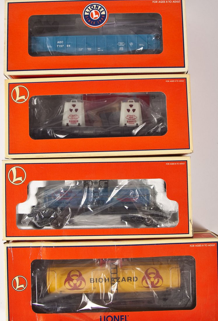 4 Lionel Rolling Stock Cars (1 of 2)