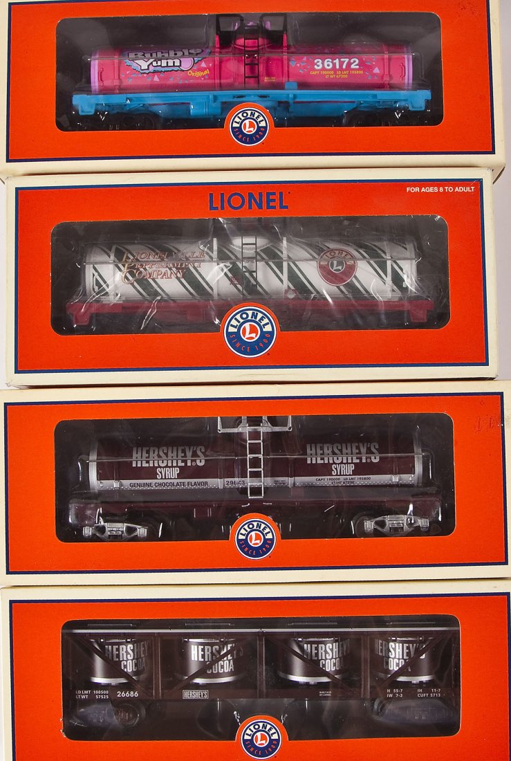 4 Lionel Advertising Rolling Stock Cars (1 of 2)