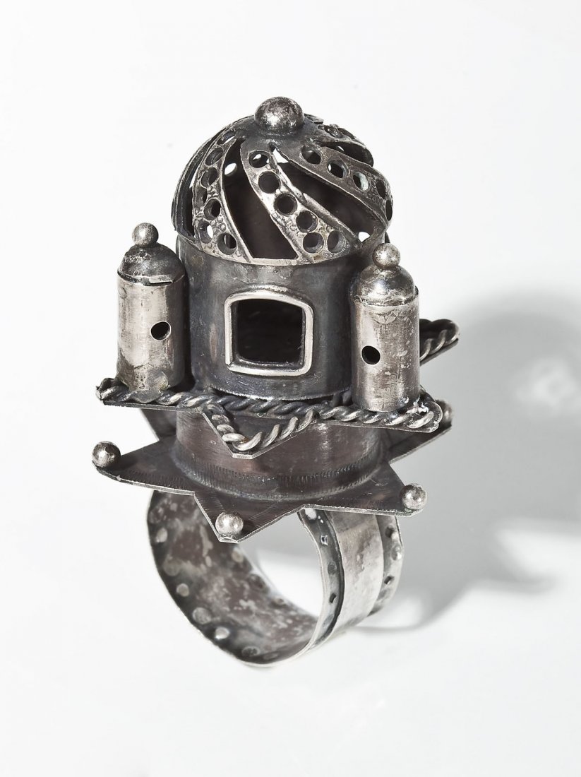 19th C Russian 84 Silver Jewish Wedding Ring: DESCRIPTION: Synagogue shaped Jewish 84 silver wedding ring with hinged opening. Hallmarked "1877 84" with St. George and "ABC". Russian, probably Moscow. MEASUREMENTS: Size 16. CONDITION: Light unifo