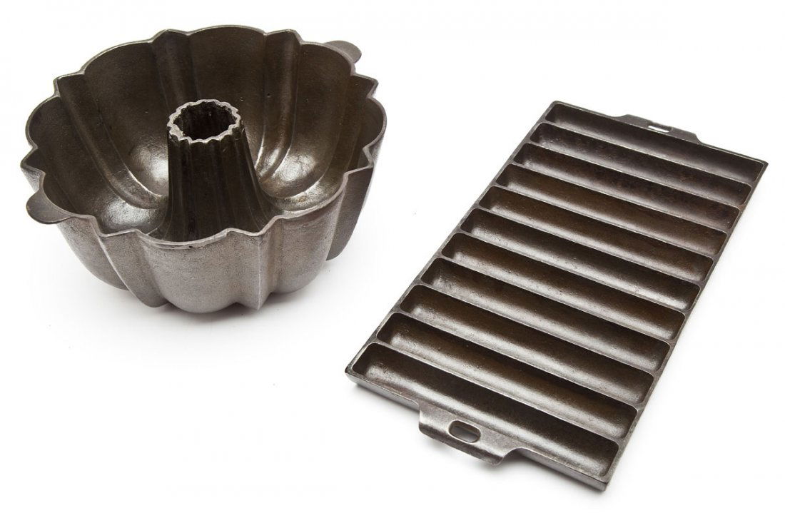 Wagner Bundt Pan & Bread Stick Pan (1 of 2)