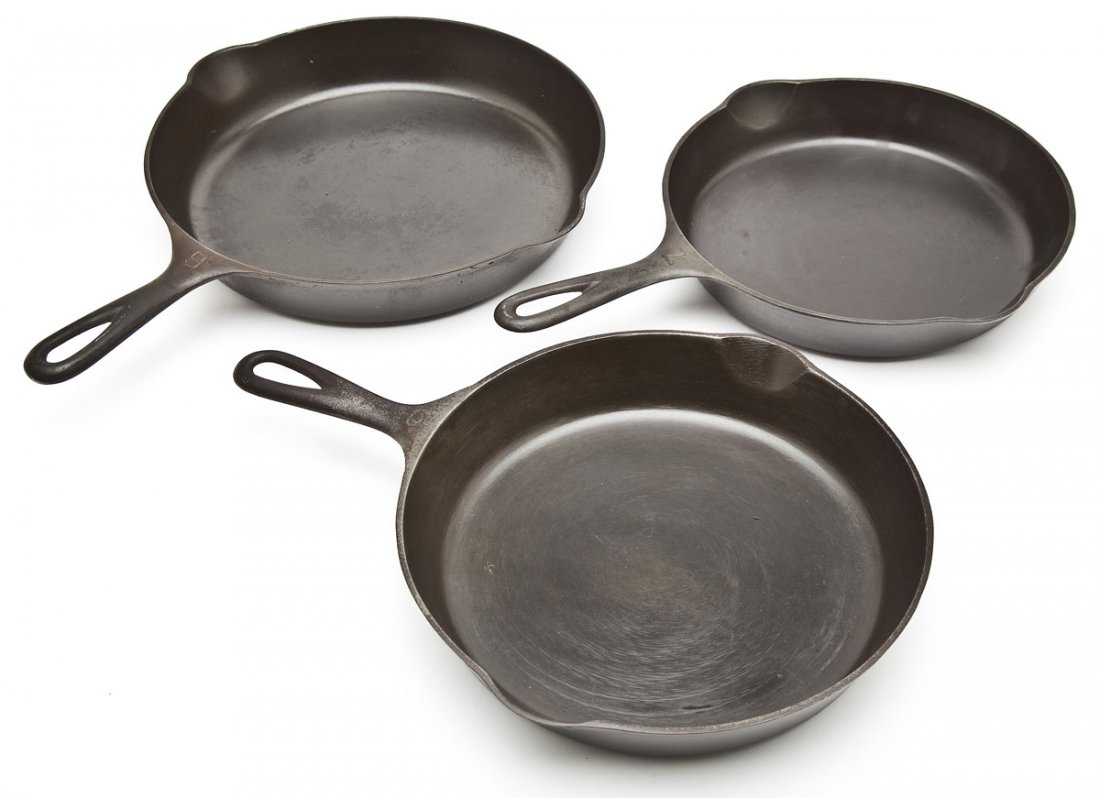 Griswold No. 7, No.8 & No.9 Victor Skillets (1 of 2)