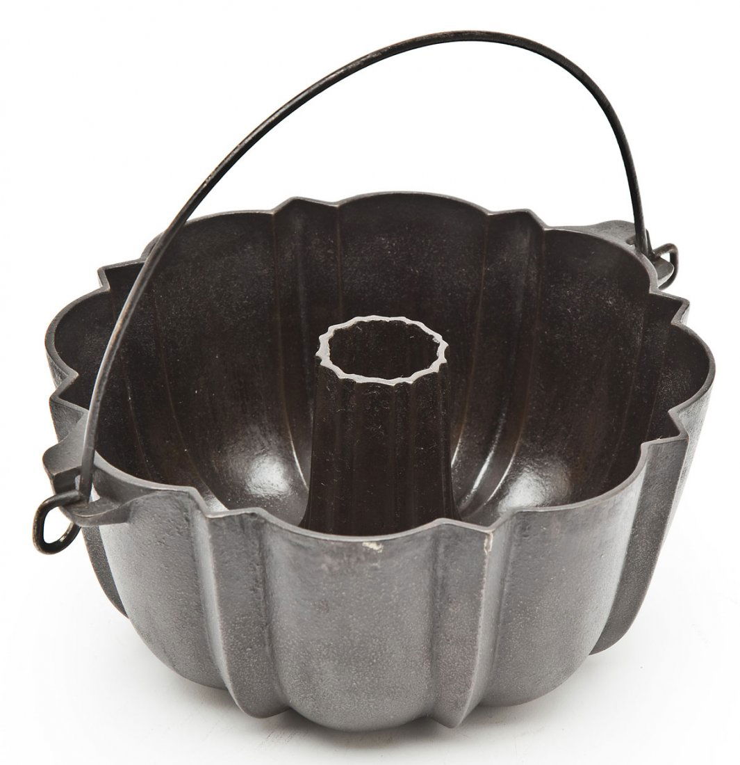 Griswold Bundt Pan Frank W. Hay & Sons, Johnstown (1 of 2)