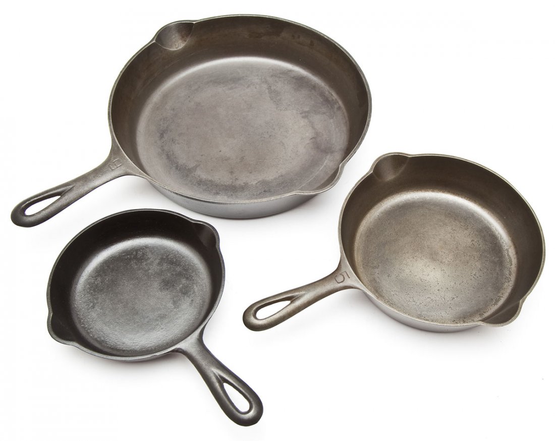 3 Griswold Skillets? (1 of 2)