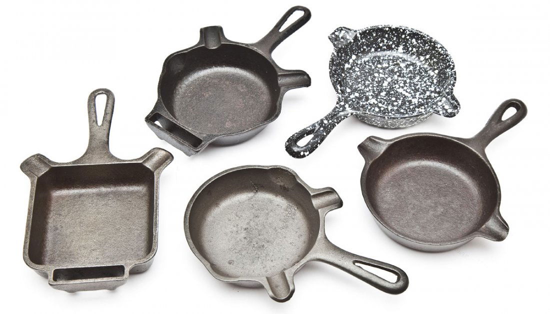 5 Griswold Ash Trays (1 of 2)