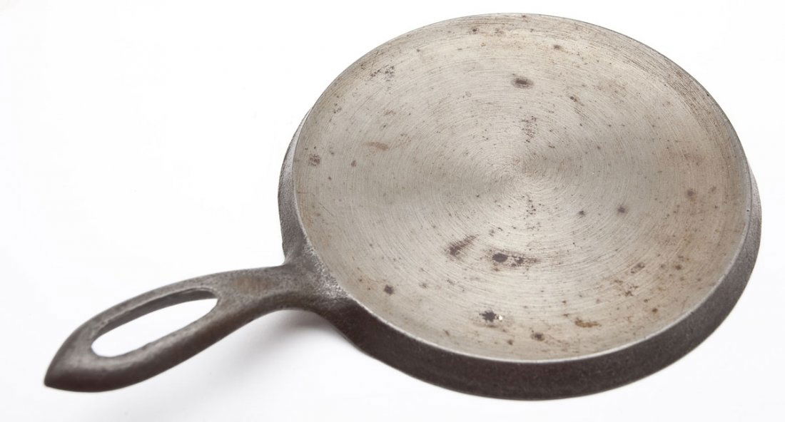 Griswold No. 0 Handle Griddle (1 of 2)