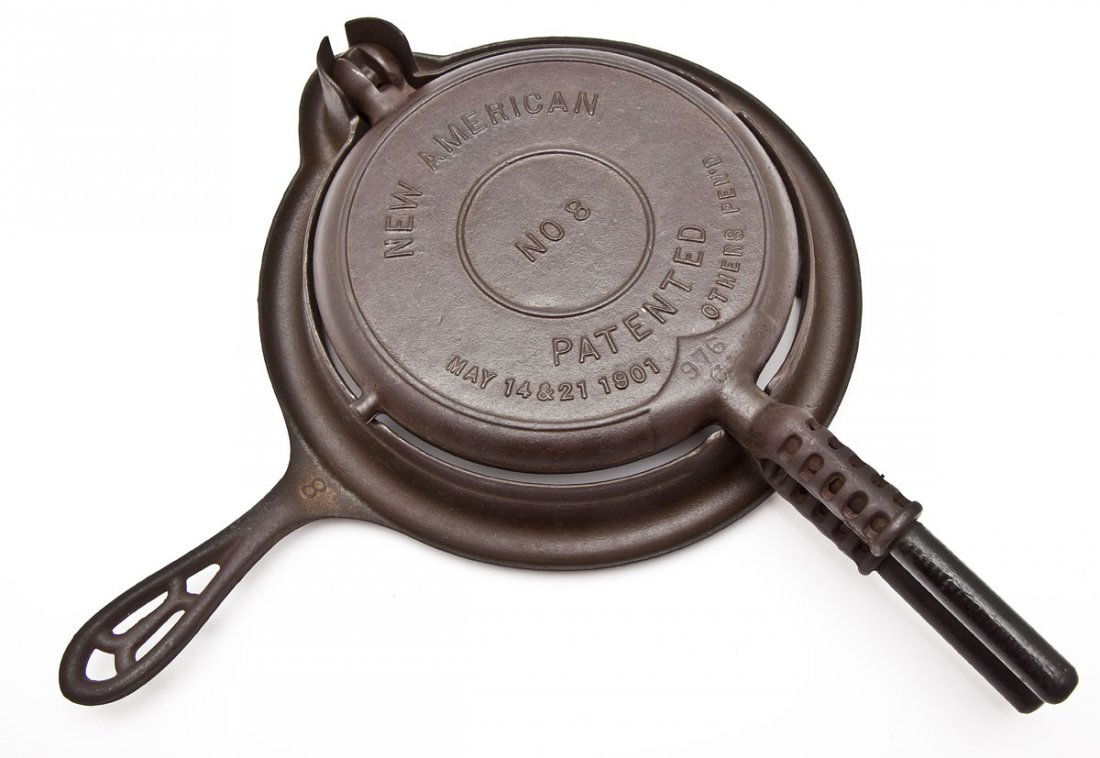 Griswold No. 8 Waffle Iron, "NEW" American (1 of 3)