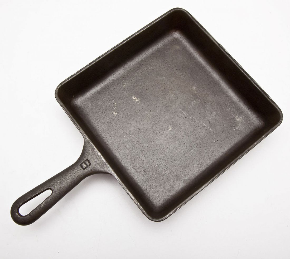 Griswold No. 6 Square-Fry Skillet, Block Logo (1 of 2)