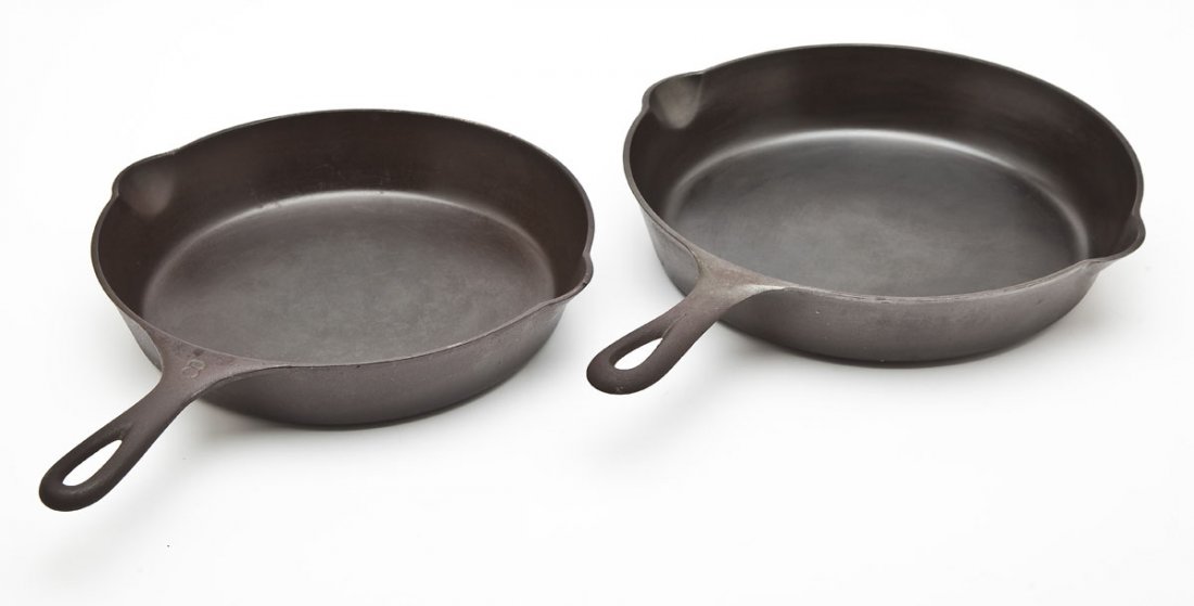 Griswold No. 9 & No. 8 Skillets (1 of 2)